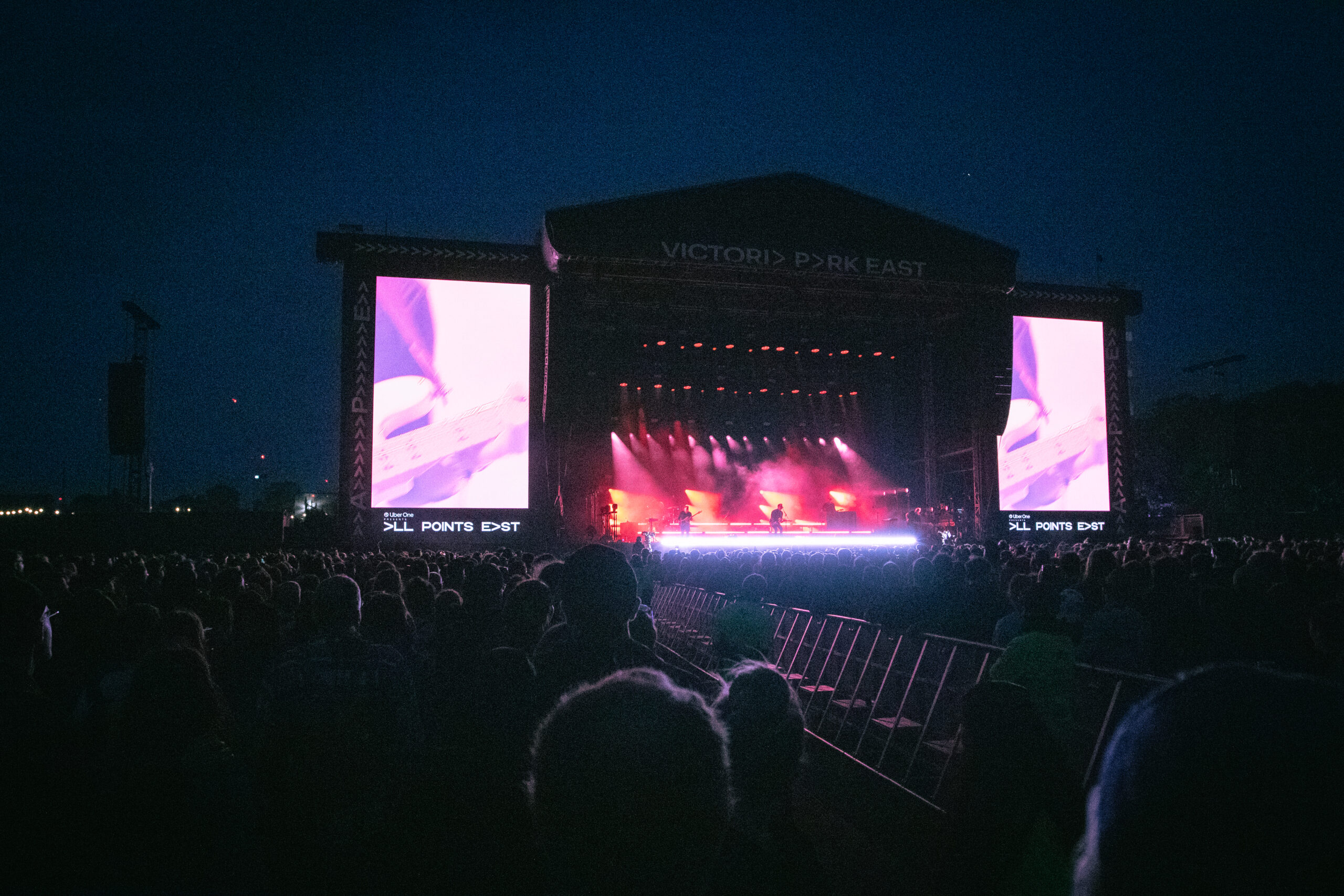 VICTORIA PARK FESTIVAL ‘ALL POINTS EAST’ ENDS ON ICONIC HIGH | IN PICTURES