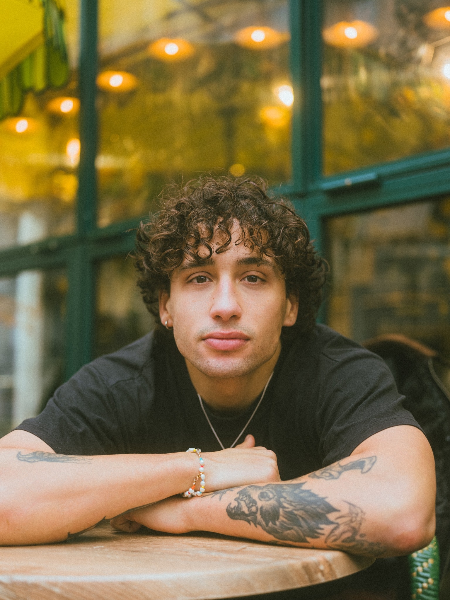 IRREVOCABLY CATCHY | DUBLIN’S KHAKIKID RELEASES ‘DATE NITE’
