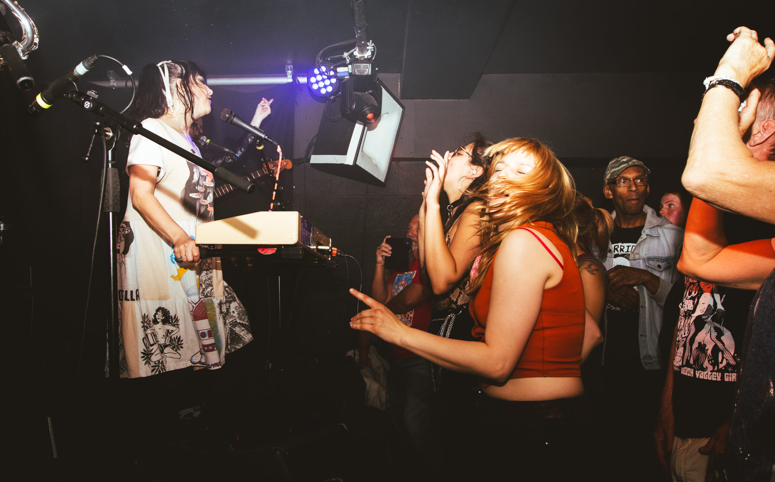 DEATH VALLEY GIRLS BRING PSYCH SPACE PUNK TO MANCHESTER