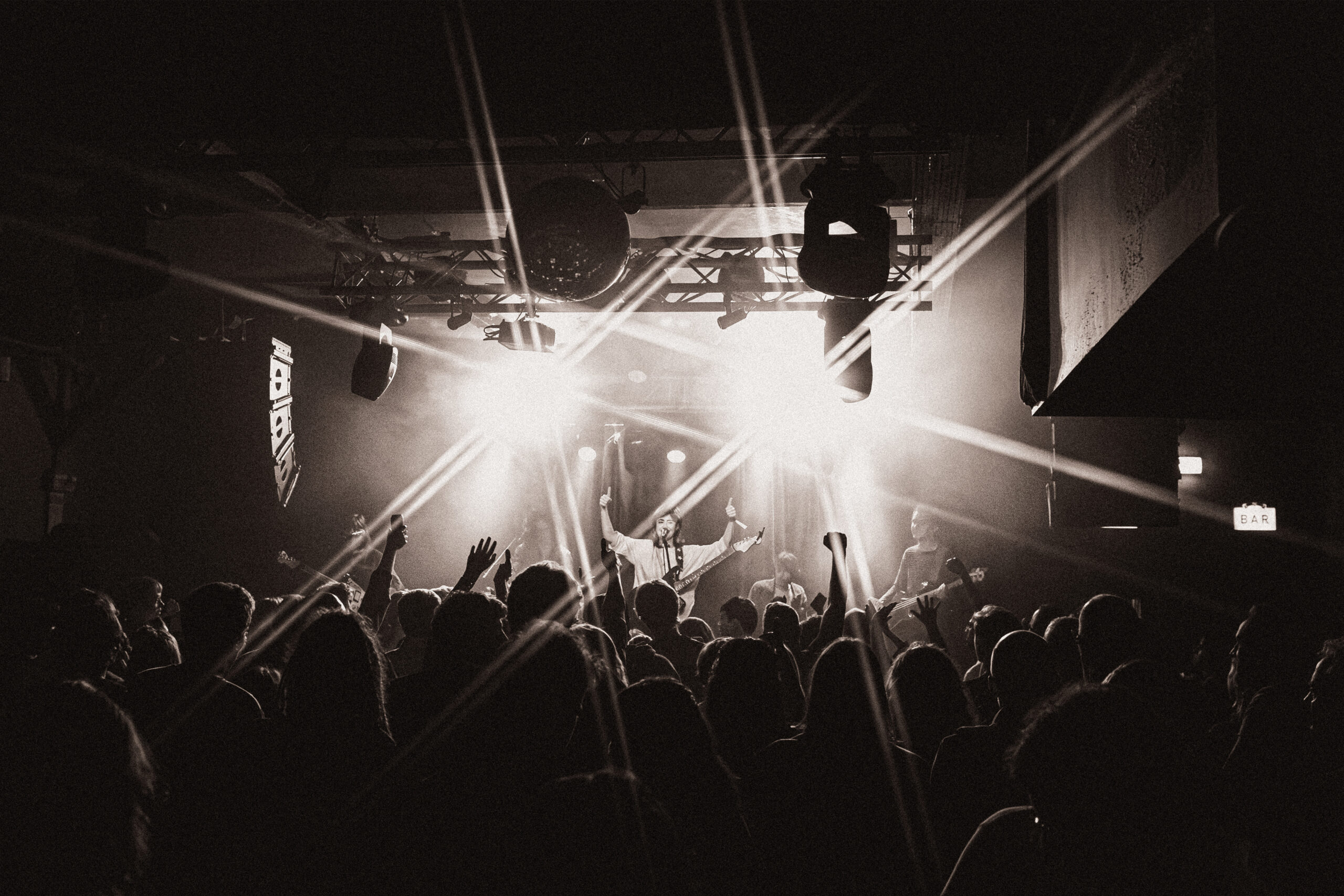 FOOTSTEPS FESTIVAL 2025 ROUNDUP: LUNAR VACATION DAZZLE OSLO HACKNEY