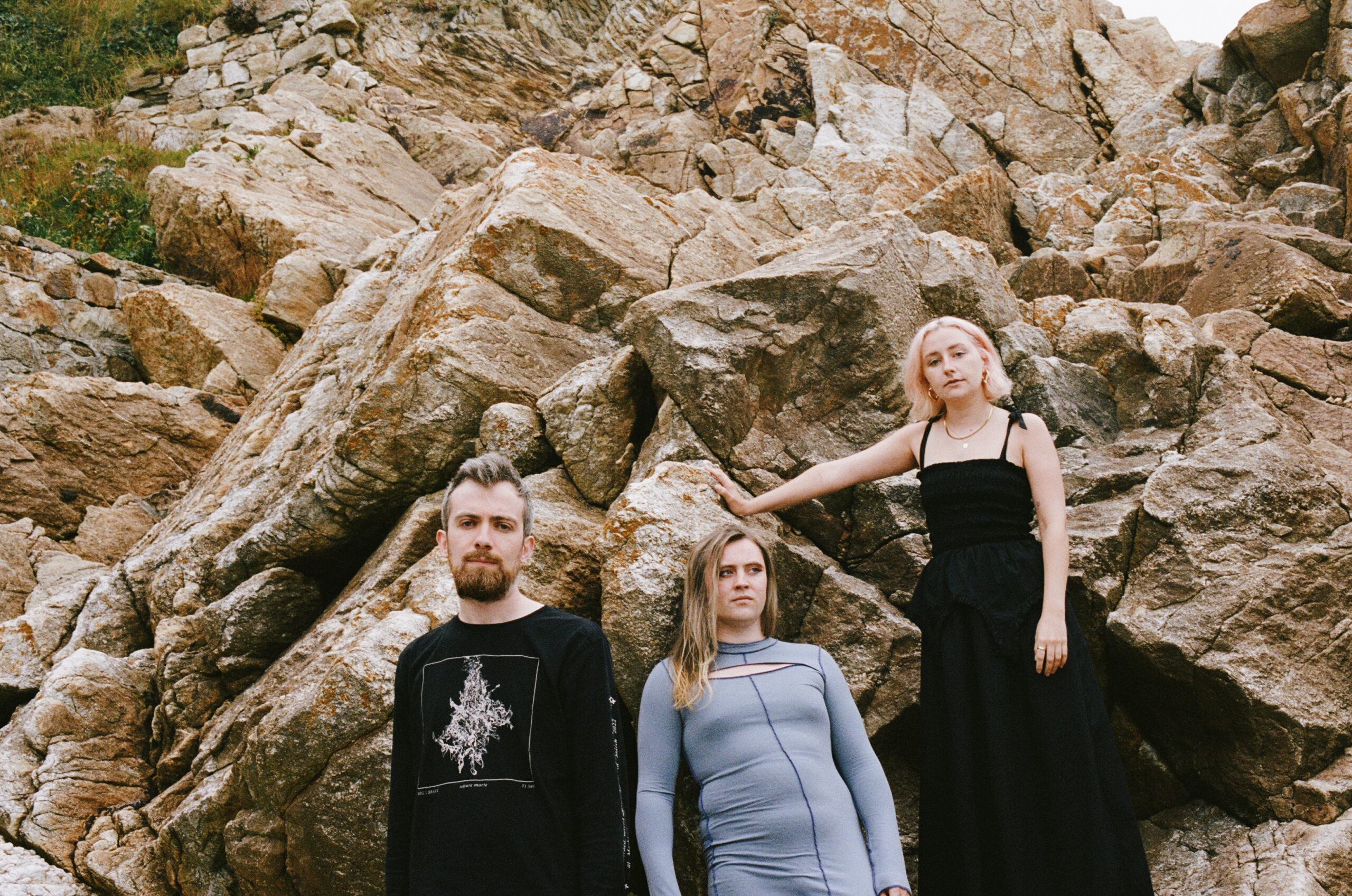 ANYTHING BUT SOFT| M(H)AOL IMPRESS WITH PREDICTABLY ENTHRALLING NEW ALBUM