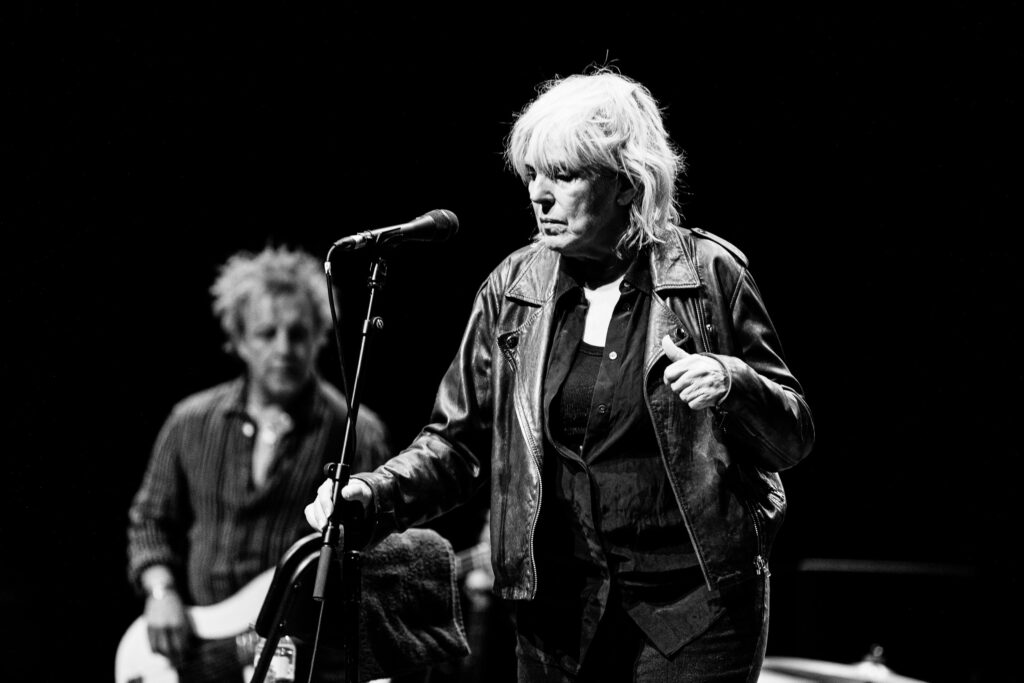 Morris_Shamah-Lucinda_Williams-Northern_Exposure-03_Feb_26-Lo-Res-10