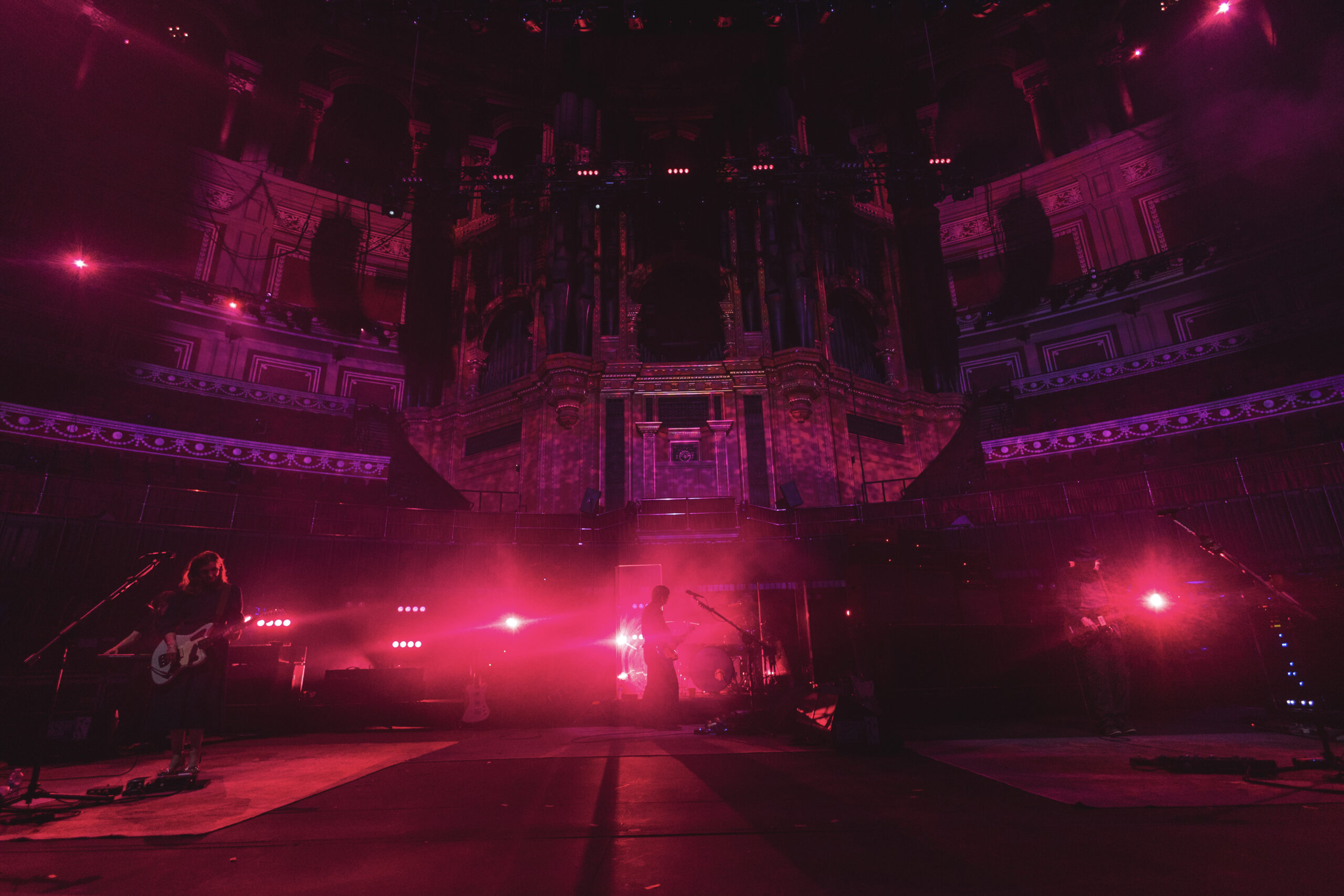 MY BLOODY VALENTINE + CHVRCHES LEAVE ROYAL ALBERT HALL IN AWE