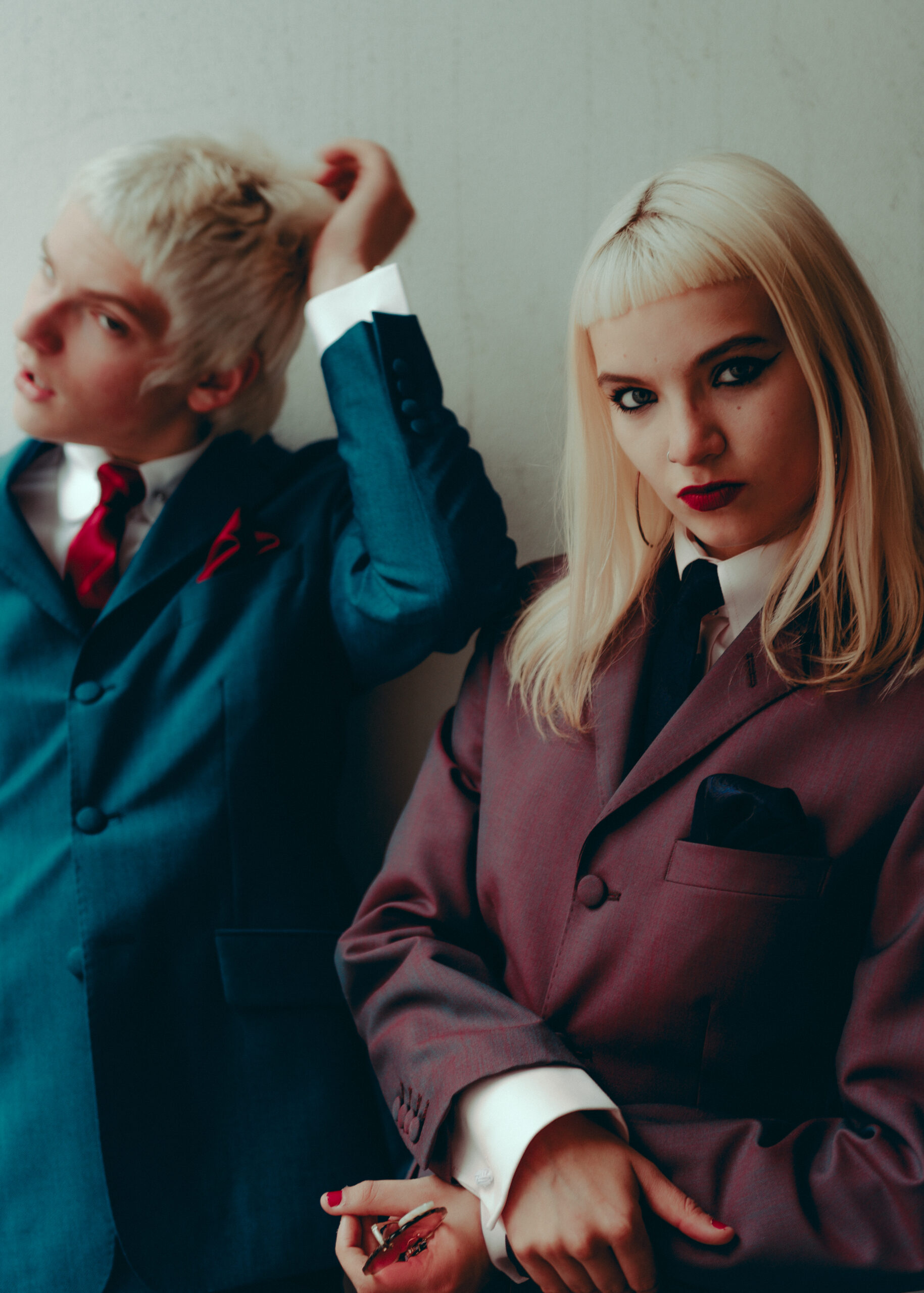 ALL ABOARD THE MOLOTOVS FREIGHT TRAIN! INTERVIEW WITH MATT & ISSEY CARTLIDGE