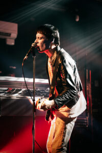 The Cribs-4