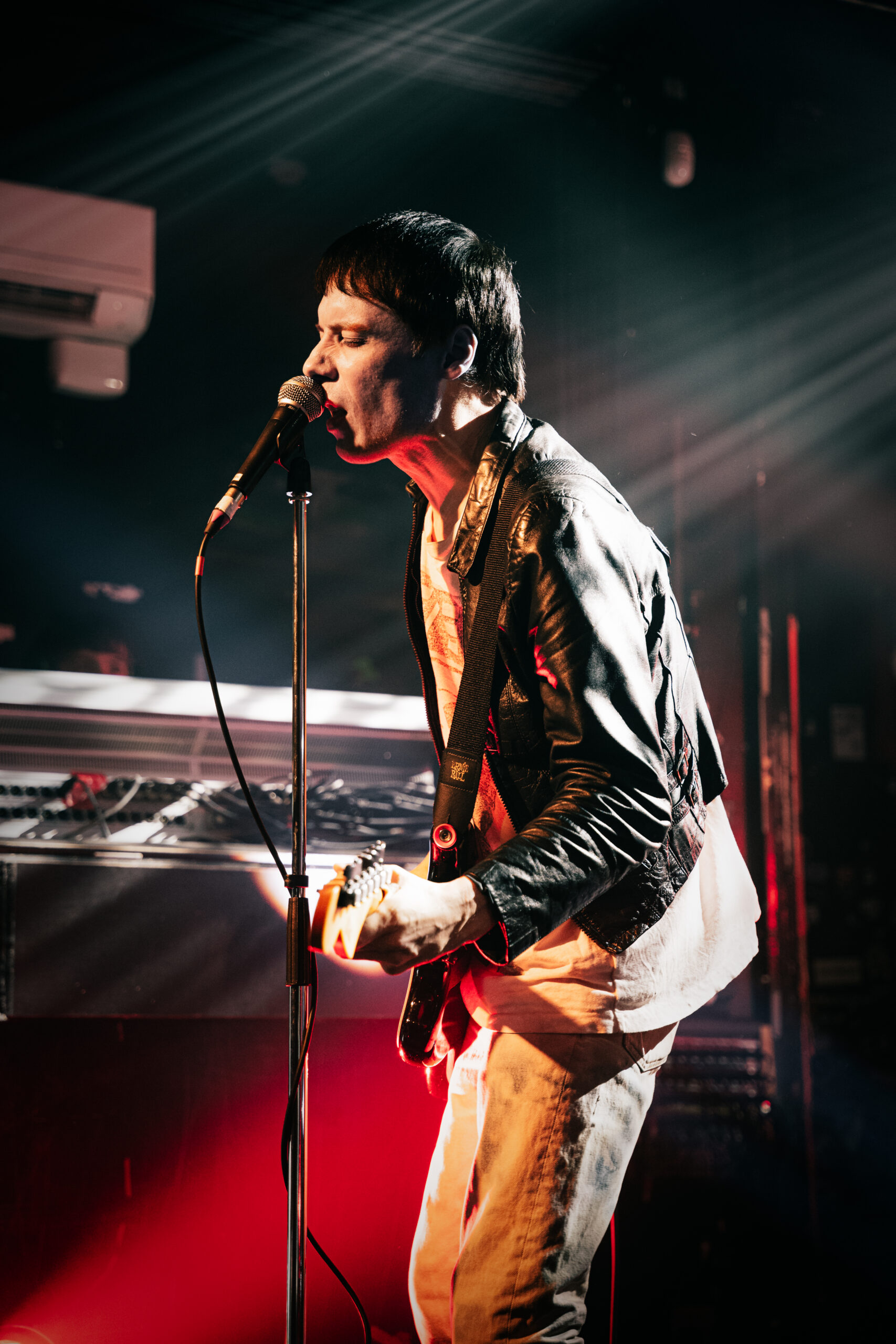 THE CRIBS TAKE NEW ALBUM ‘SELLING A VIBE’ ON THE ROAD WITH 2 SOLD OUT NIGHTS IN BRIGHTON