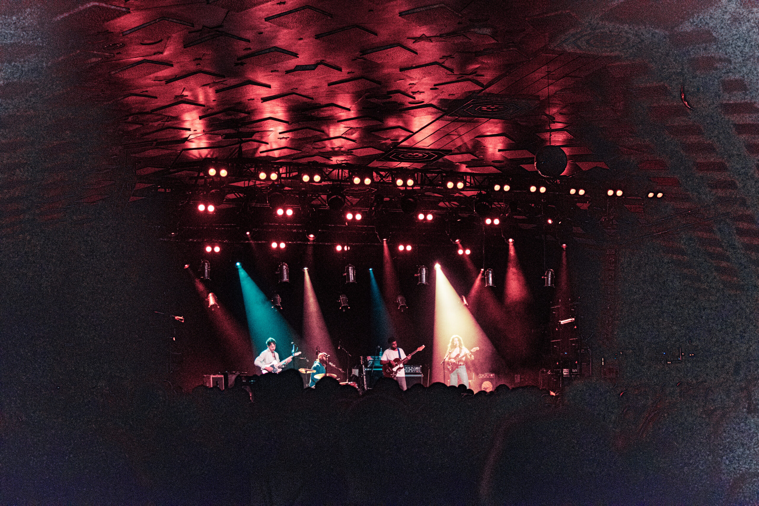 BIG THIEF BACK IN GLASGOW: TEARS, DANCING AND JOY