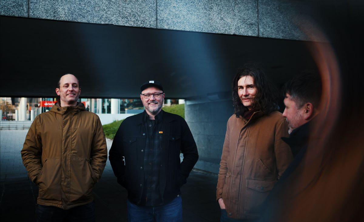 AV SUNSET’S LATEST SINGLE IS “A BLAST OF HOPE AND TRIUMPH”