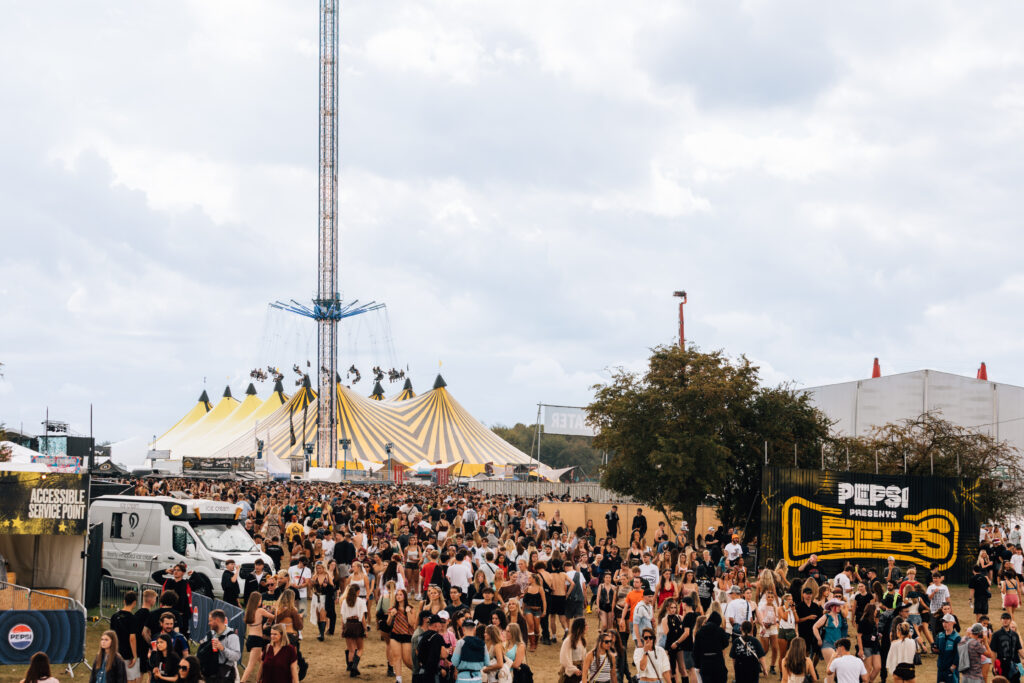 LeedsFestival_GeorginaHurdsfield_tinyraindropphotography-715