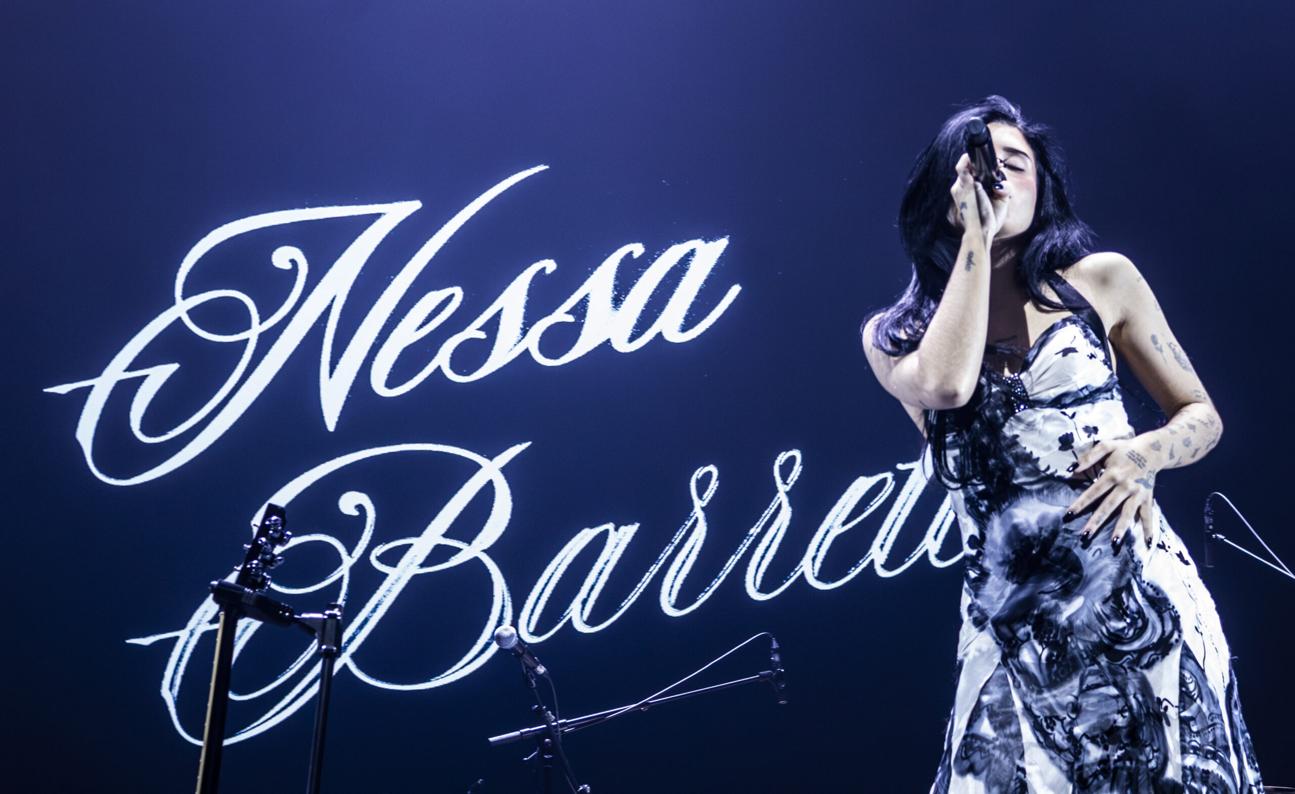 NESSA BARRETT TAKES THE SPOTLIGHT IN GLASGOW | IN PICTURES
