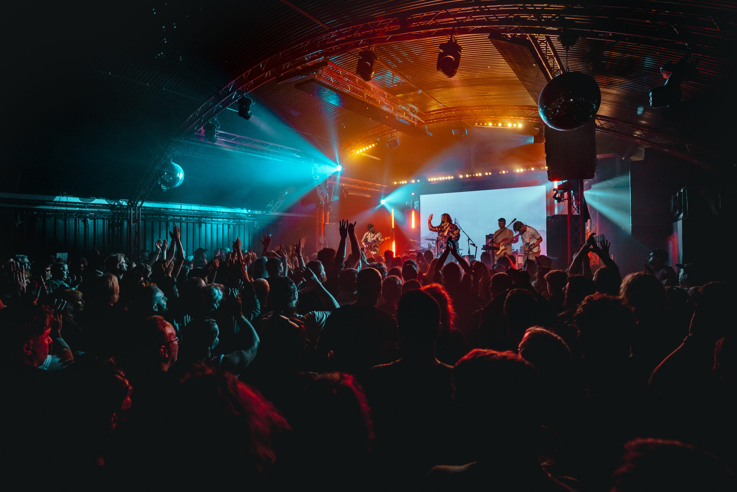 THE DEAR HUNTER ELECTRIFYING MANCHESTER HEADLINE | IN PICTURES