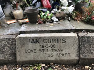 Gravestone_of_Ian_Curtis,_lead_singer_of_Joy_Division_(close_up)
